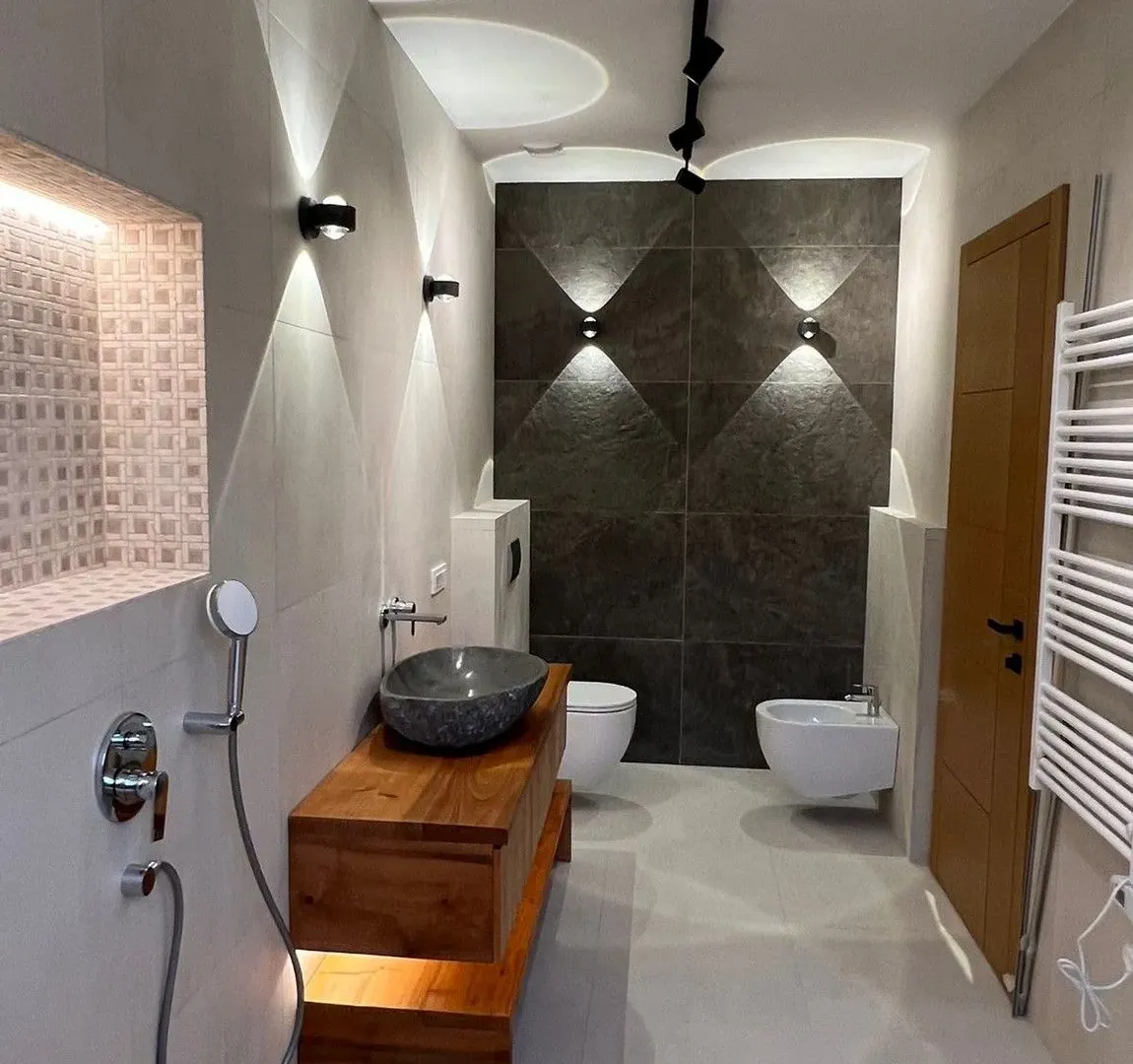 Prodaja, kuća, 317m², Kava, Tivat
