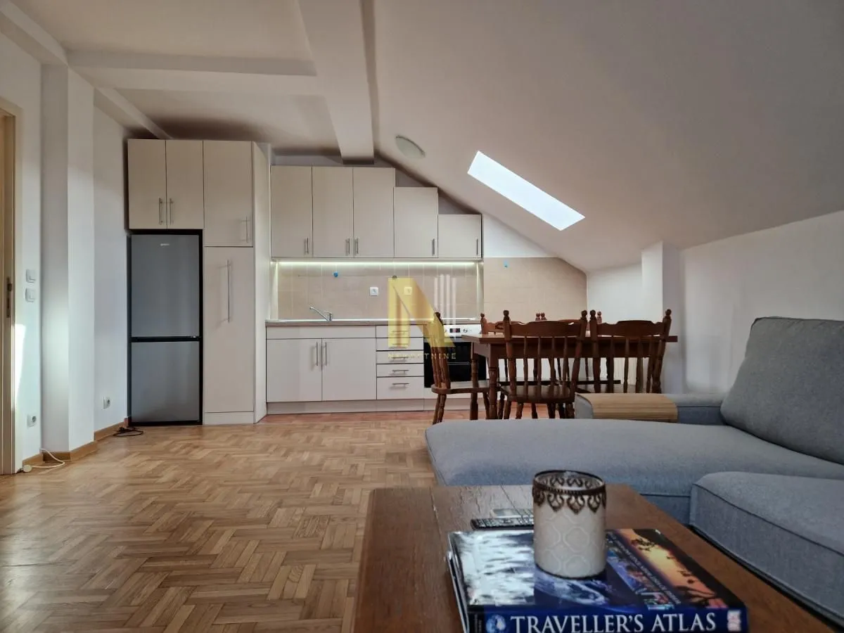 Izdavanje, dvosoban stan, 47m², Liman 1, Novi Sad Sve Podlokacije