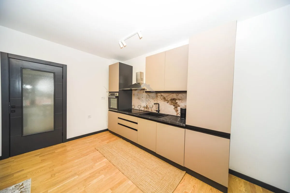 Rent, two bedroom apartment, 70m², Gorica C, Podgorica