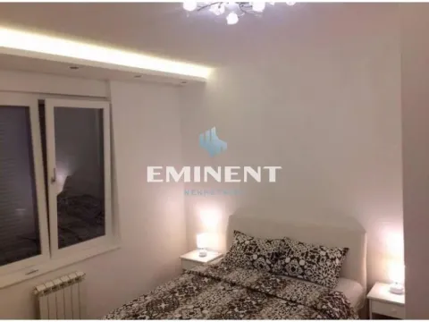 Izdavanje, trosoban stan, 80m², Stari Merkator, Novi Beograd Sve Podlokacije - image 5