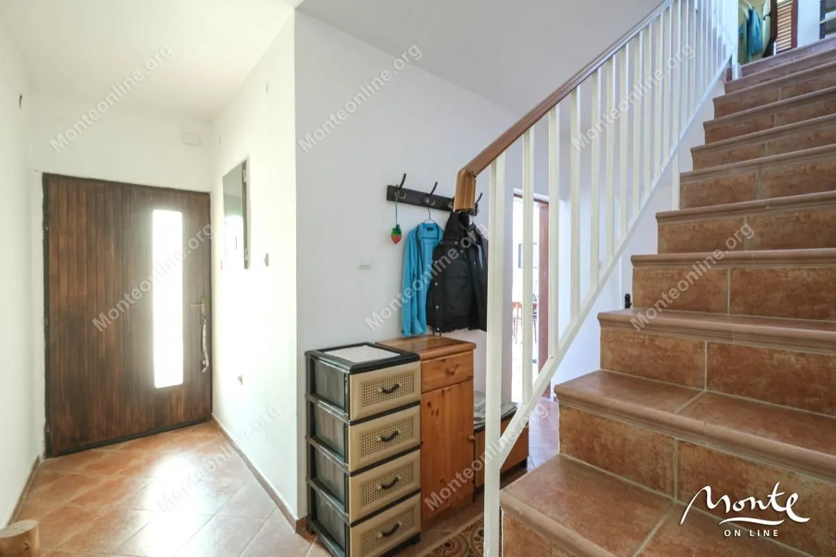 Prodaja, kuća, 116m², Tivat, Crna Gora