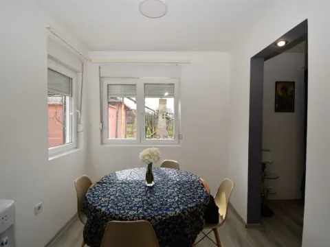 Izdavanje, kuća, 150m², Masline, Podgorica - image 5