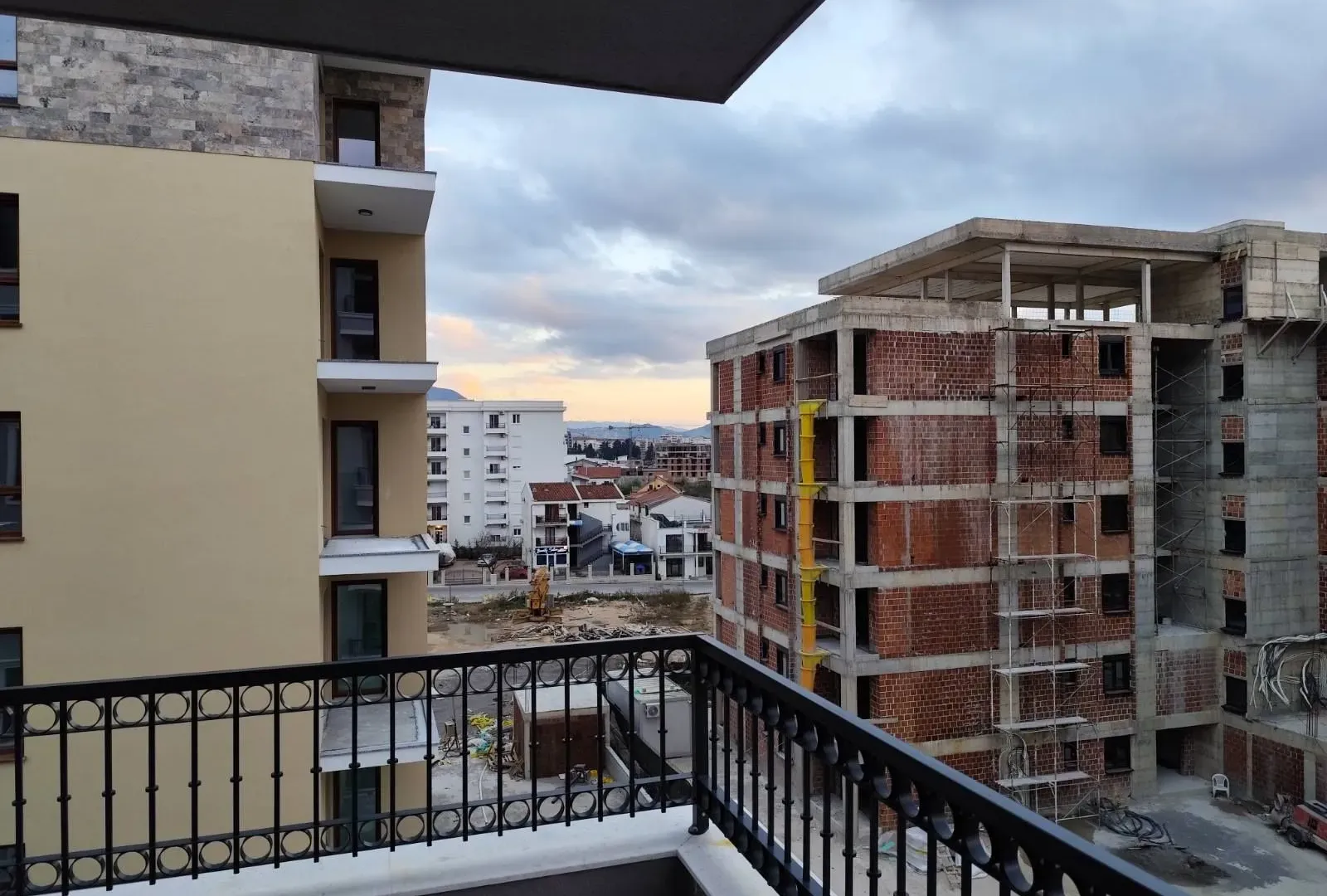 Sale, apartment, 68m², Bar, Crna Gora