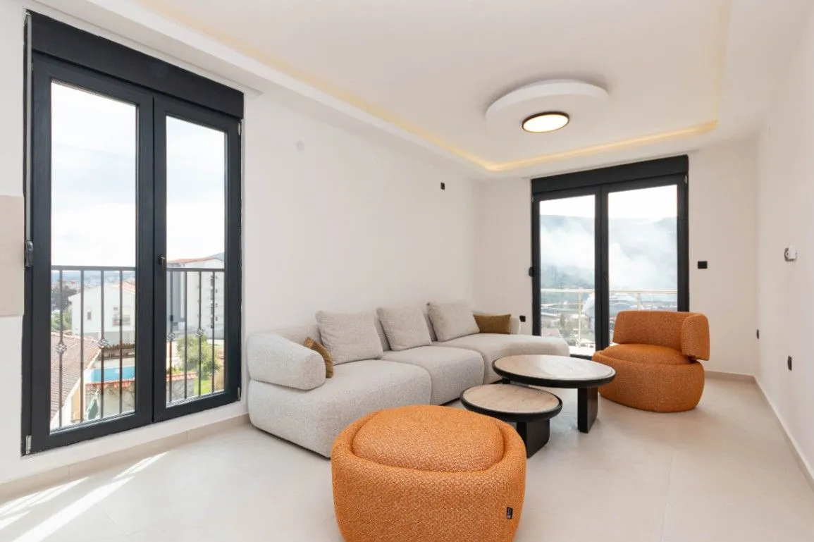 Prodaja, jednosoban stan, 47m², Đenovići, Herceg Novi