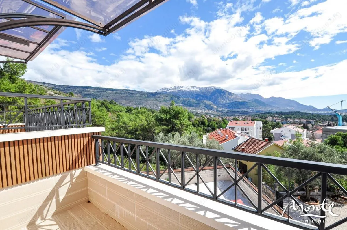 Prodaja, kuća, 240m², Tivat, Crna Gora