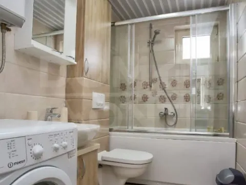 Rent, one bedroom apartment, 45m², Dobrota, Kotor - image 5