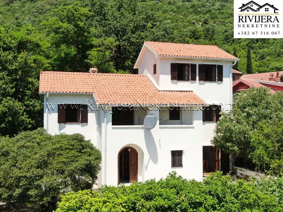 Prodaja, kuća, 160m², Kamenari, Herceg Novi