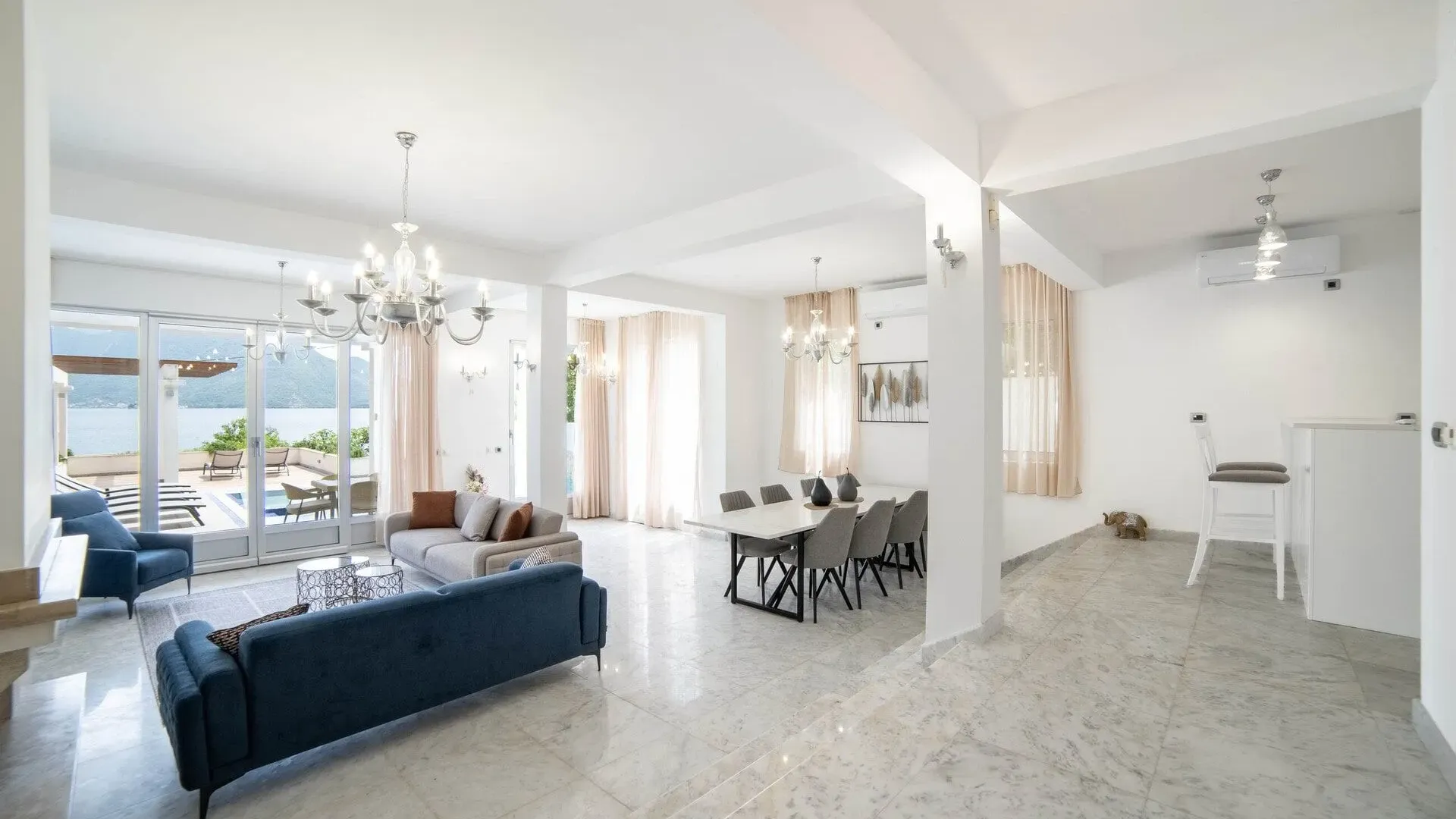 Sale, house, 405m², Kotor, Crna Gora