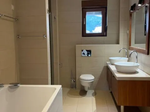 Prodaja, dvosoban stan, 140m², Budva, Crna Gora - image 11