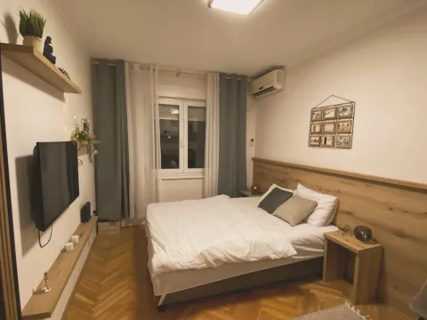 Prodaja, garsonjera, 24m², Blok 6, Podgorica - image 2