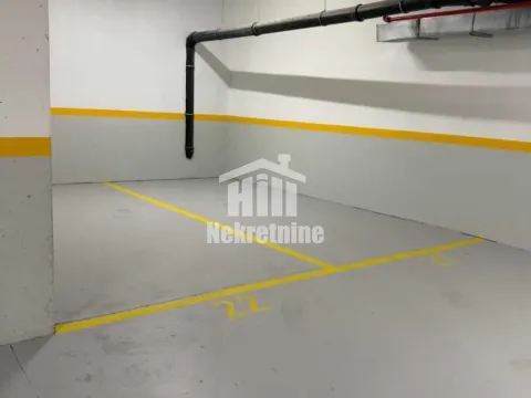 Izdavanje, trosoban stan, 73m², Banovo Brdo, Beograd - image 15