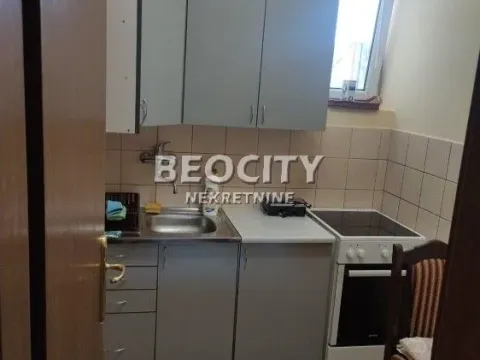 Izdavanje, jednosoban stan, 30m², Centar, Novi Sad - image 3