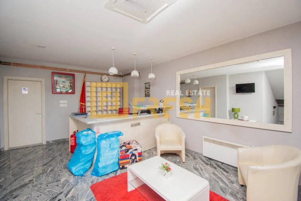 Prodaja, ugostiteljski objekat, 3300m², Nikšić, Crna Gora