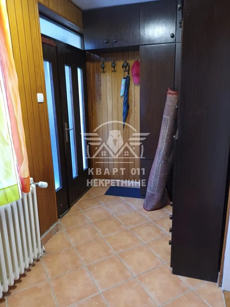 Sale, house, 240m², Banjica, Voždovac Sve Podlokacije