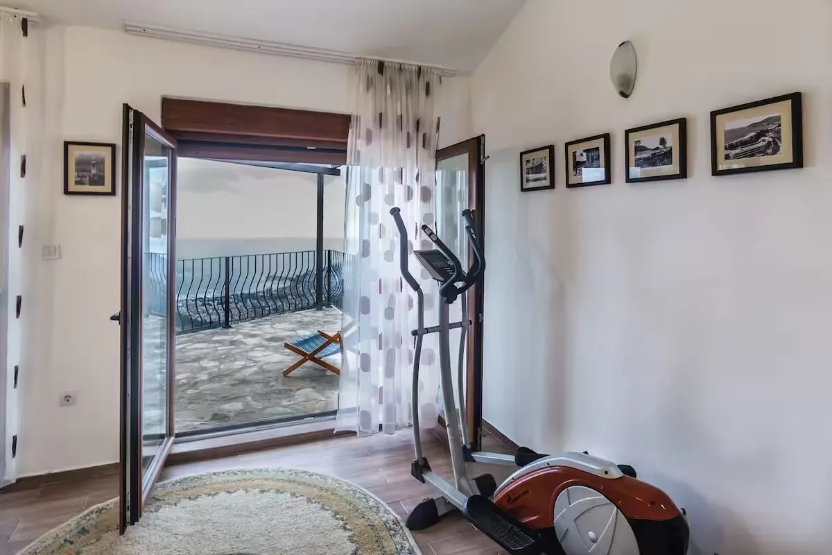 Rent, house, 110m², Lapčići, Budva