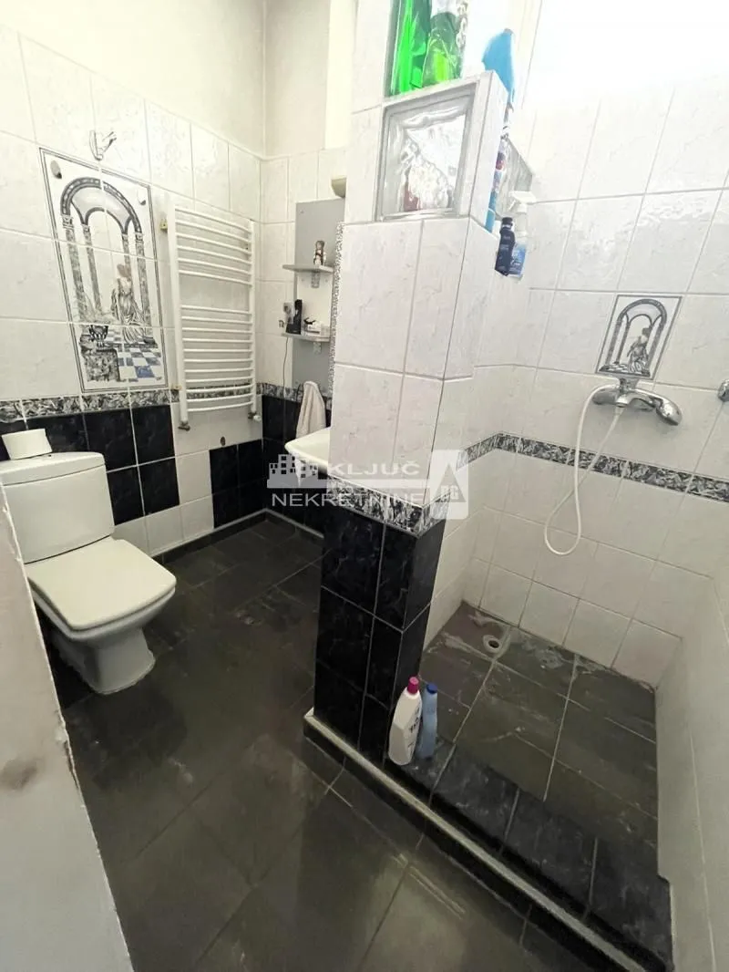 Sale, house, 520m², Savski Venac, Beograd