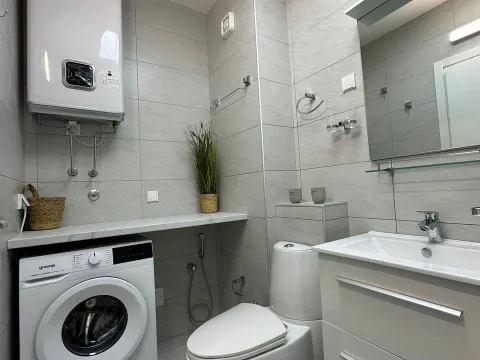 Sale, one bedroom apartment, 50m², Bečići, Budva - image 2