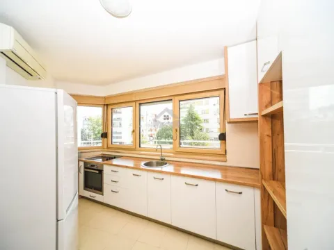 Rent, three bedroom apartment, 150m², Preko Morače, Podgorica - image 14