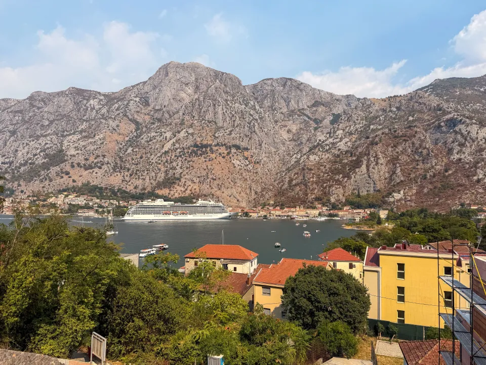 Sale, two bedroom apartment, 71m², Škaljari, Kotor
