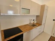 Izdavanje, jednosoban stan, 45m², Centar, Podgorica - image 10