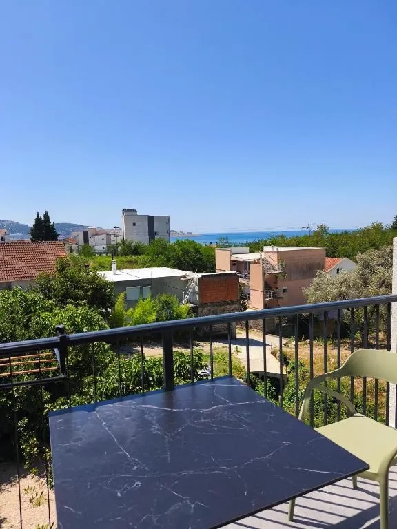 Prodaja, trosoban stan, 90m², Šušanj, Bar
