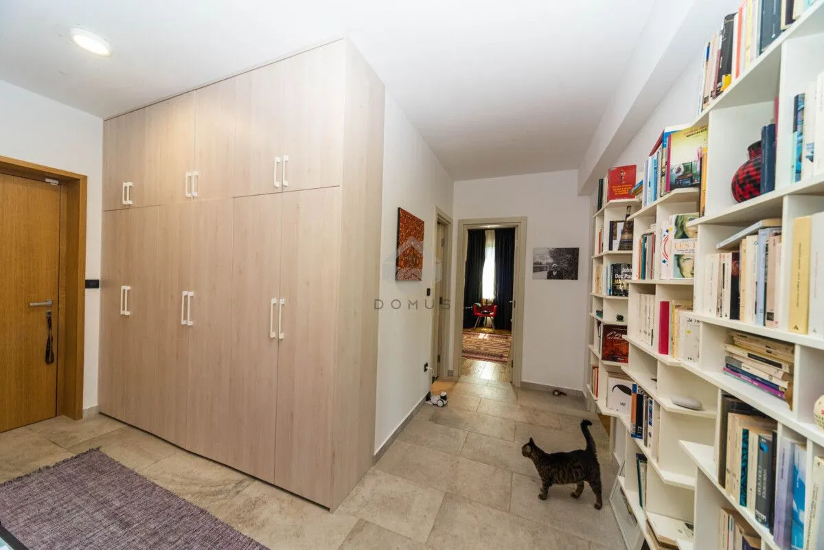 Sale, three bedroom apartment, 142m², Gorica C, Podgorica