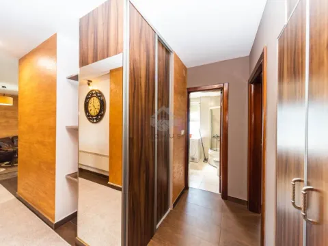 Rent, two bedroom apartment, 65m², Centar, Podgorica - image 9