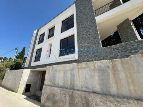 Prodaja, kuća, 338m², Bar, Crna Gora