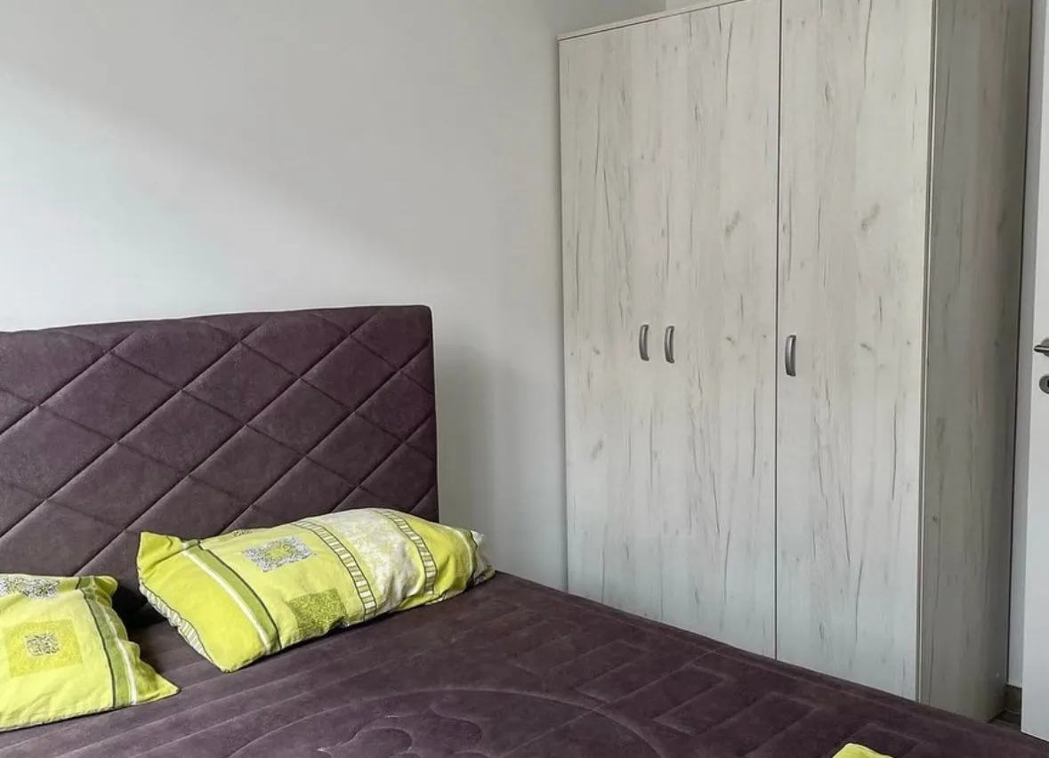 Izdavanje, jednosoban stan, 40m², Šušanj, Bar