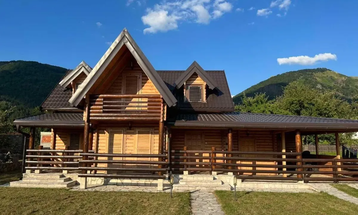 Prodaja, kuća, 180m², Kolašin, Crna Gora