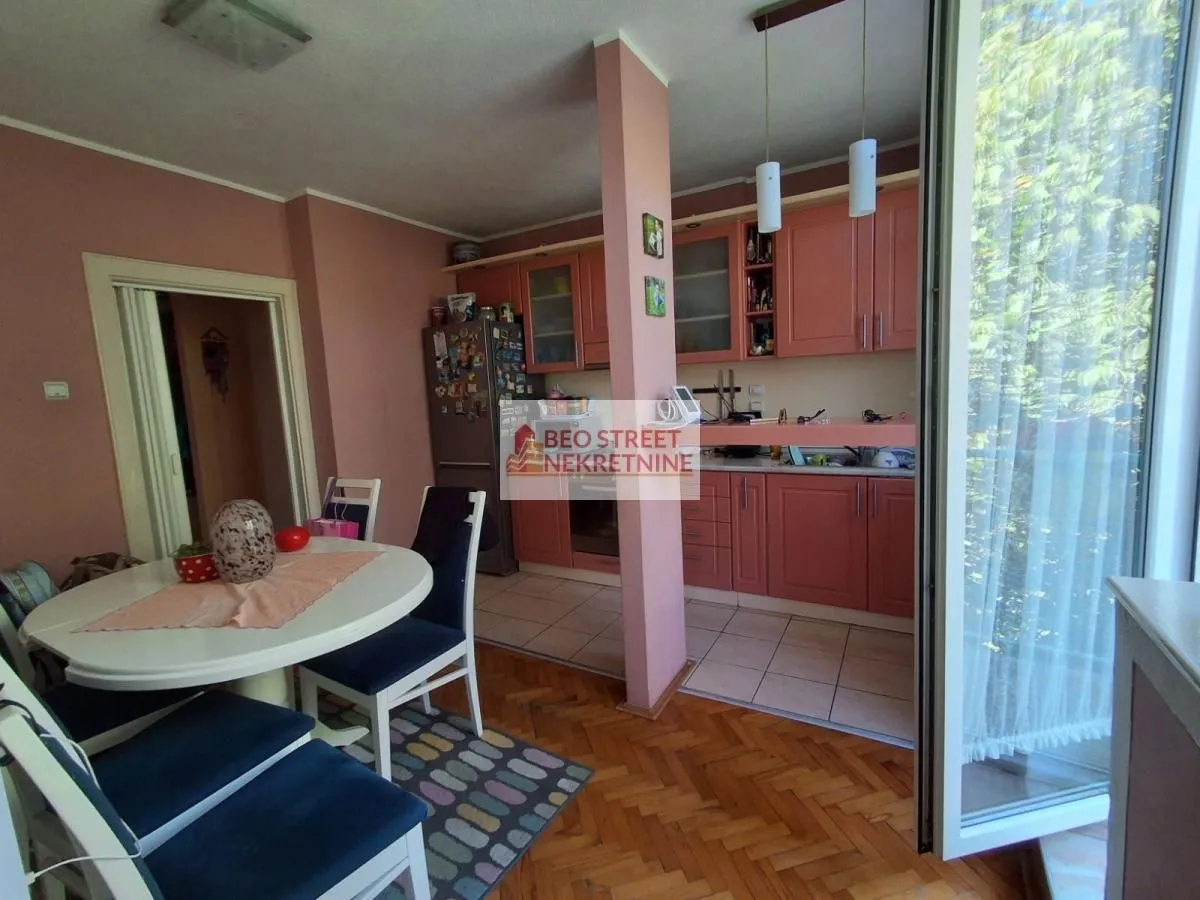 Prodaja, dvosoban stan, 65m², Petrovac na Mlavi, Srbija