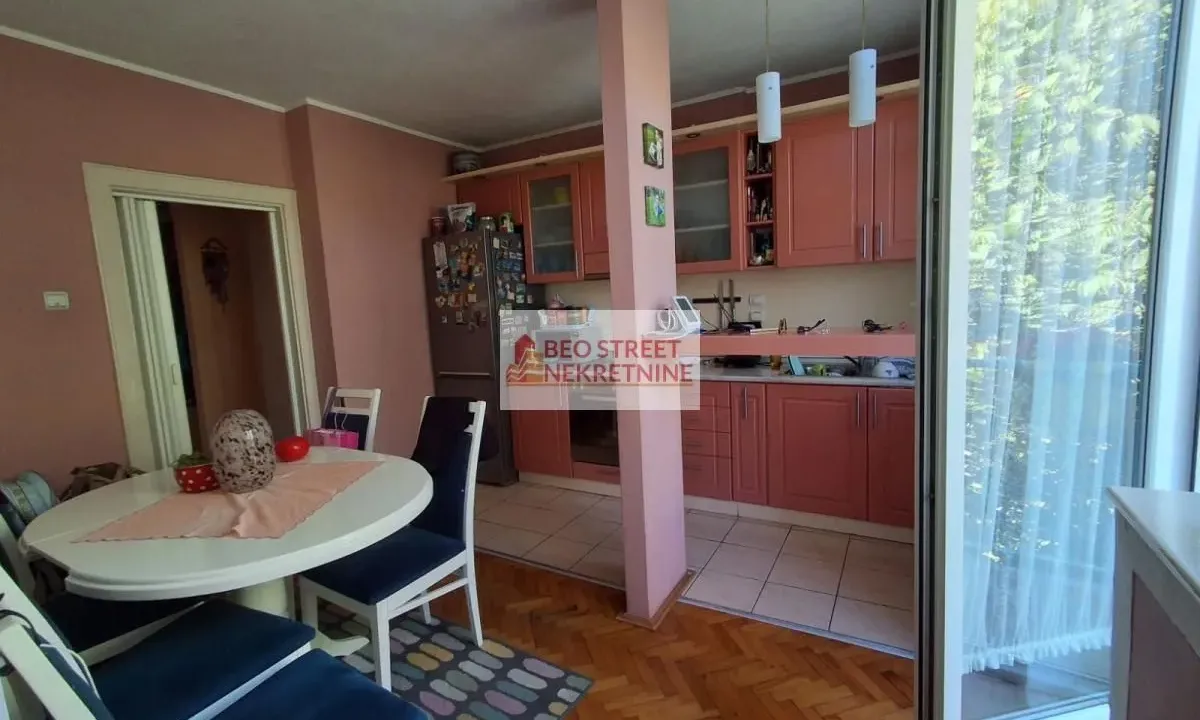 Prodaja, dvosoban stan, 65m², Petrovac na Mlavi, Srbija