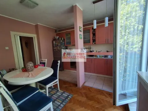 Prodaja, dvosoban stan, 65m², Petrovac na Mlavi, Srbija