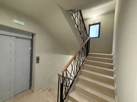 Sale, two bedroom apartment, 55m², Centar, Budva - image 9