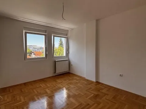 Izdavanje, dvosoban stan, 55m², Čair, Niš - image 4