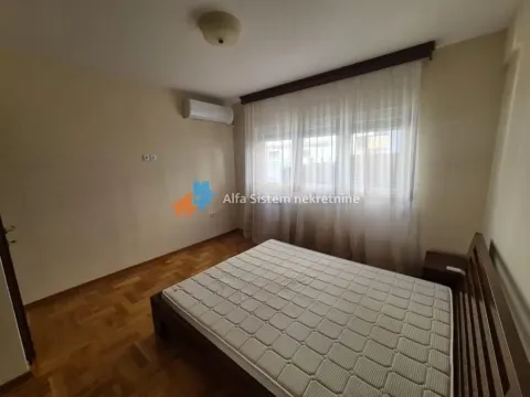Rent, three bedroom apartment, 78m², Vračar Hram, Vračar Sve Podlokacije - image 8