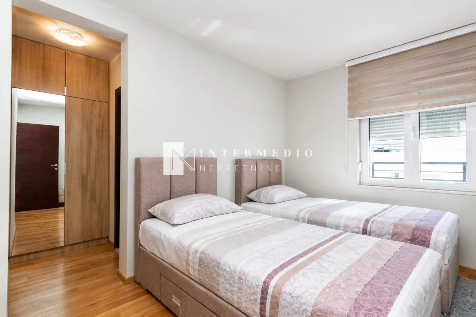 Prodaja, dvosoban stan, 91m², Đenovići, Herceg Novi