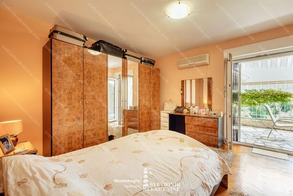 Prodaja, trosoban stan, 178m², Topla, Herceg Novi