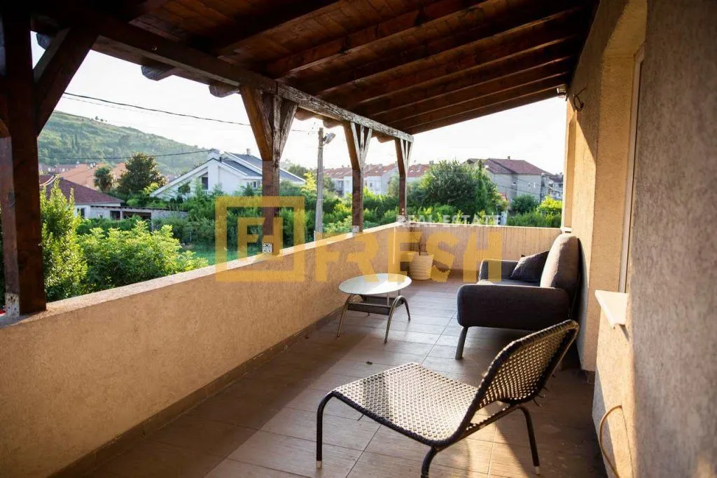 Sale, house, 233m², Zabjelo, Podgorica