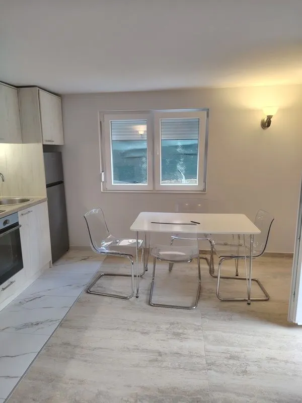 Rent, one bedroom apartment, 38m², Žarkovo, Beograd