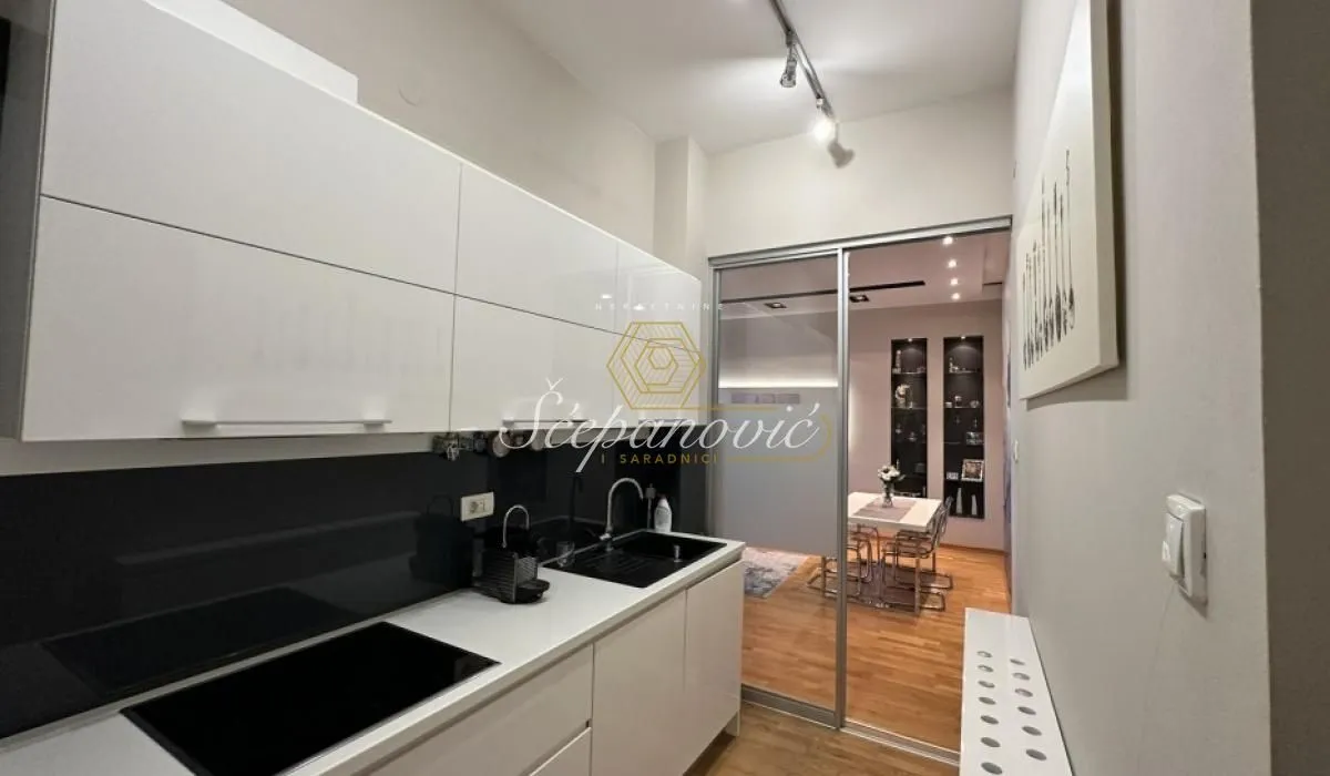 Prodaja, trosoban stan, 102m², Liman 3, Novi Sad Sve Podlokacije