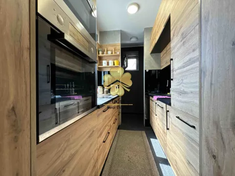 Izdavanje, dvosoban stan, 60m², Stari Aerodrom, Podgorica - image 5