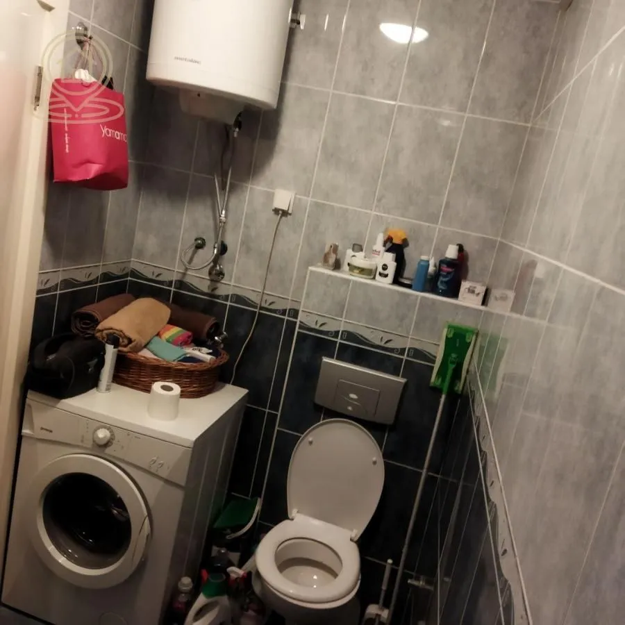 Prodaja, dvosoban stan, 45m², Rotkvarija, Novi Sad Sve Podlokacije