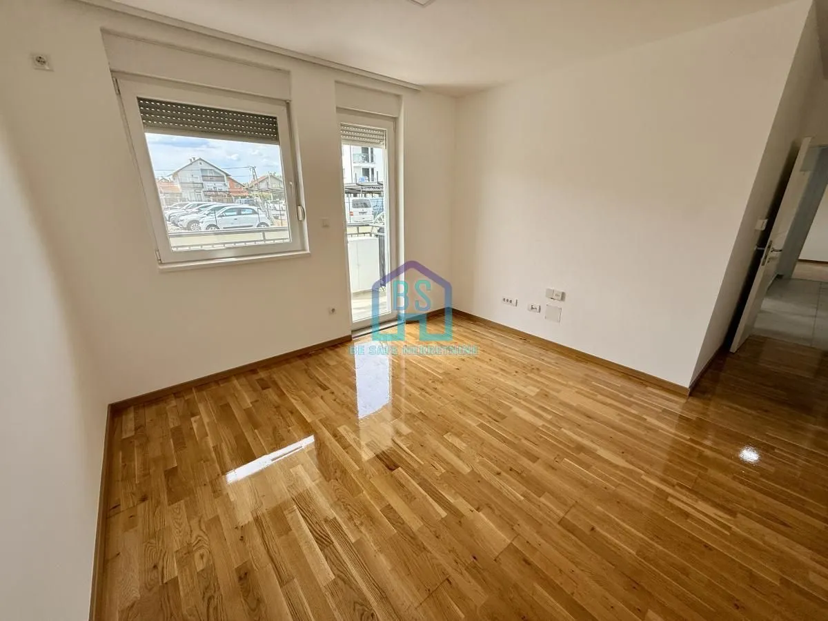 Prodaja, trosoban stan, 74m², Veternik, Novi Sad Sve Podlokacije