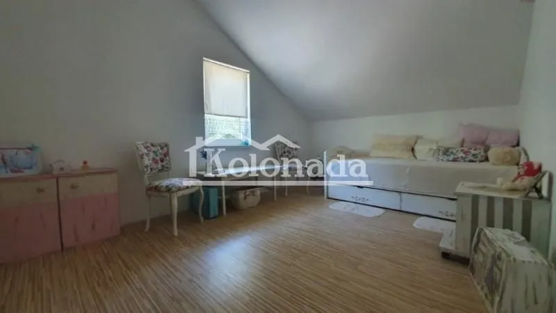 Prodaja, kuća, 340m², Sopot, Beograd