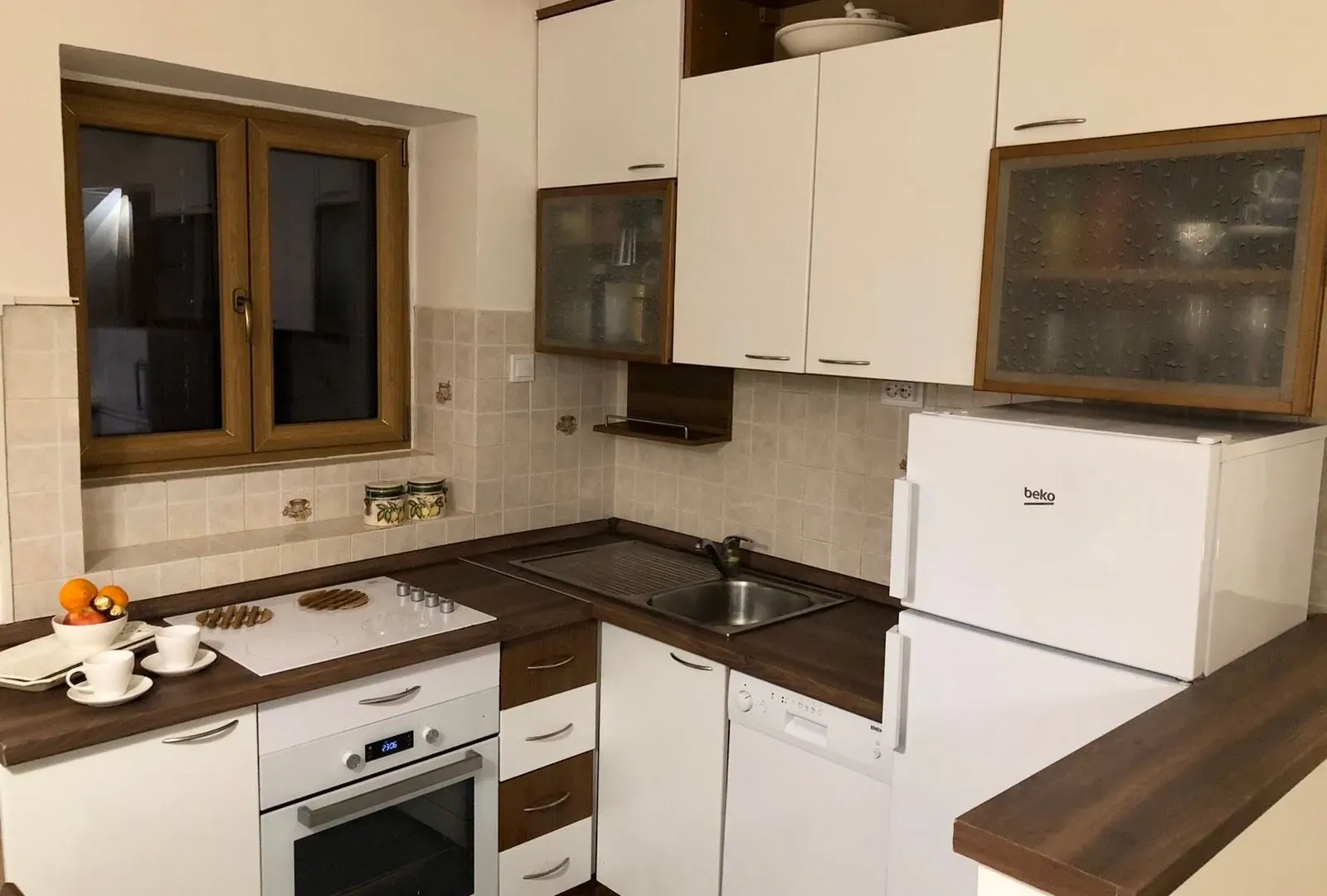Prodaja, dvosoban stan, 50m², Kotor, Crna Gora