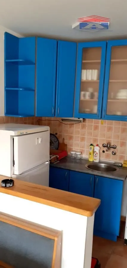 Izdavanje, jednosoban stan, 41m², Detelinara, Novi Sad Sve Podlokacije