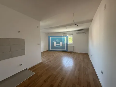 Sale, one bedroom apartment, 47m², Jagodina, Srbija - image 2