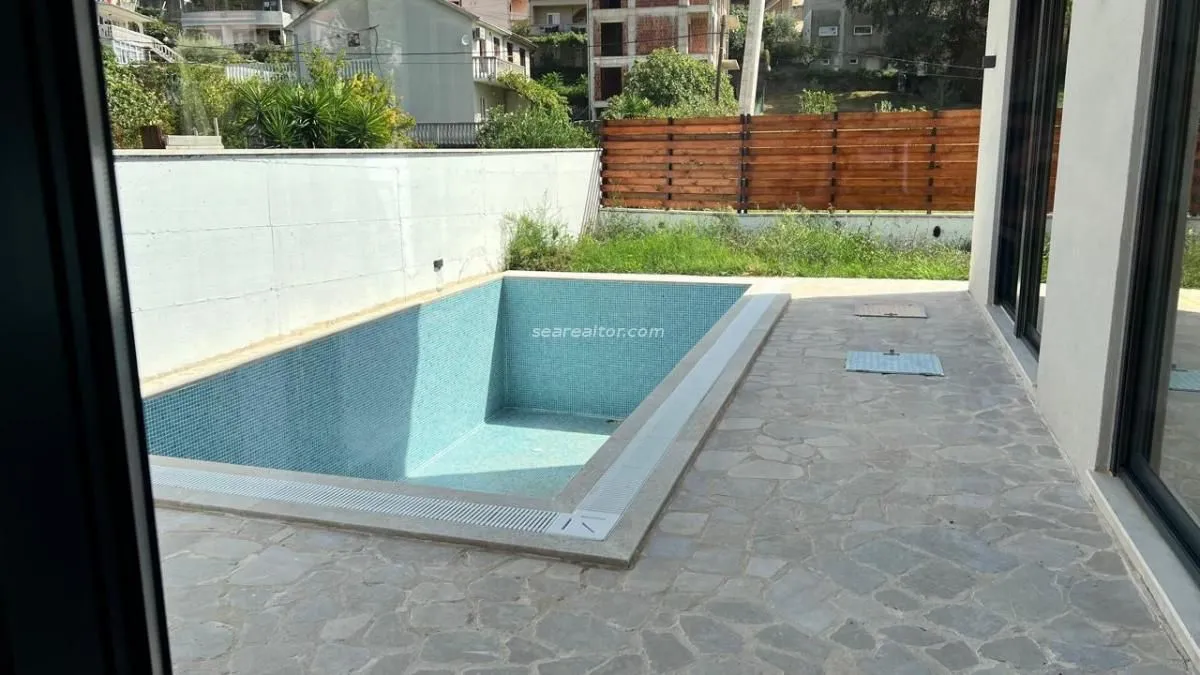 Prodaja, kuća, 200m², Tivat, Crna Gora