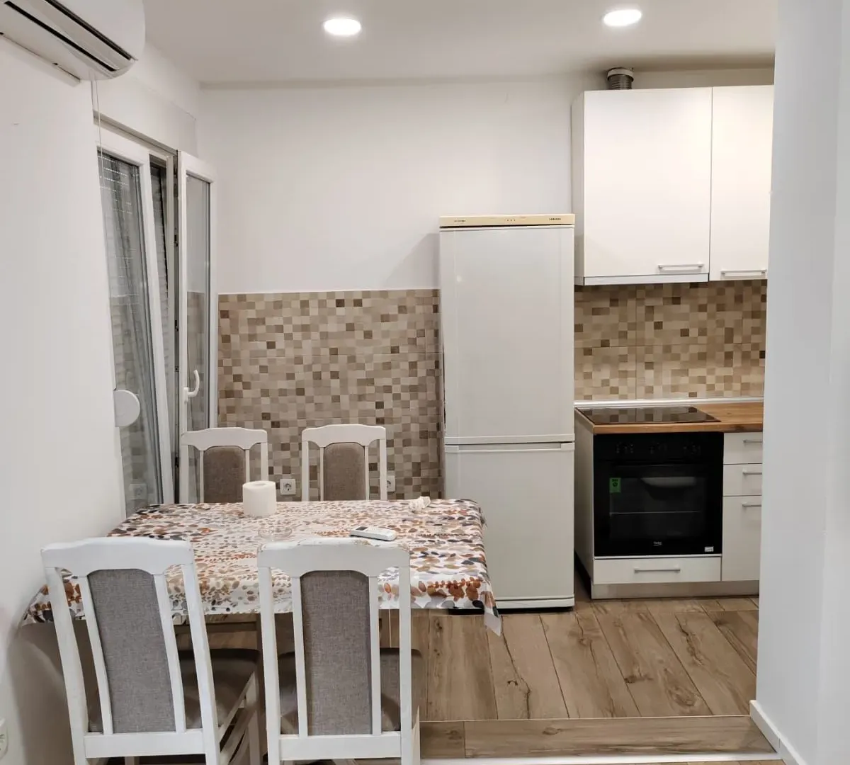 Rent, two bedroom apartment, 68m², Gintaš, Podgorica